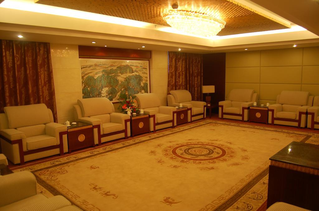 Tai'An Lijing Plaza Hotel Buitenkant foto