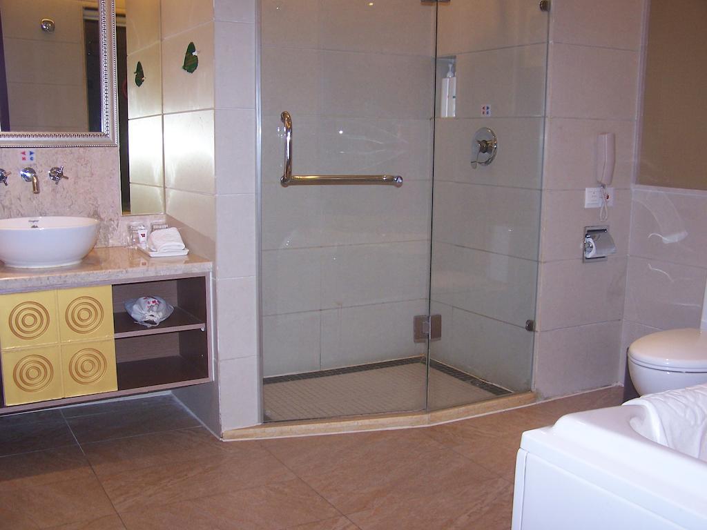Tai'An Lijing Plaza Hotel Kamer foto